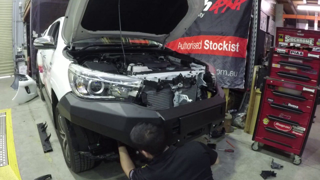 انتخاب قطعات جلوبندی هایلوکس: OEM یا Aftermarket؟